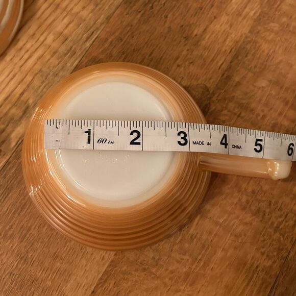 Fire King Set of Five Peach Lustre Ribbed Beehive Design Bowls with Handle - Picture 8 of 15